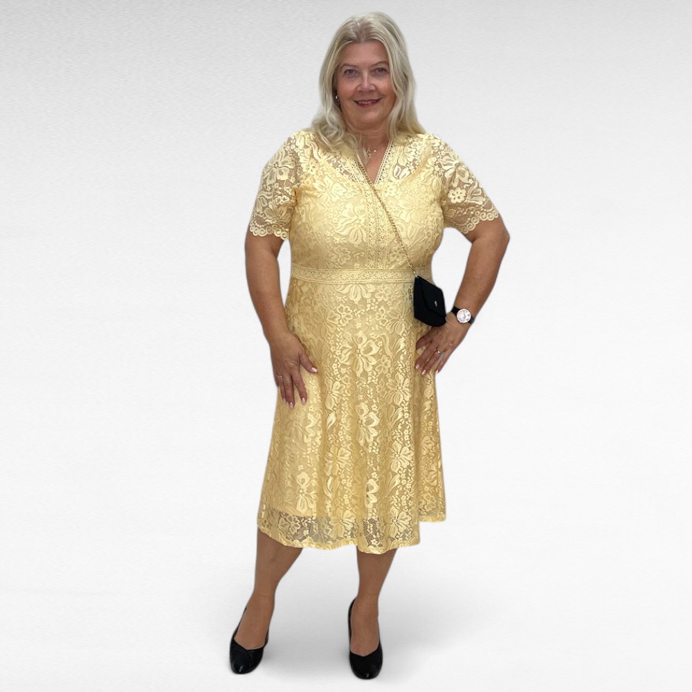 KL.079 - Kollane pidulik pitskleit "Ellos"