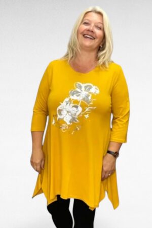 TU.077 - Ookrikollane asümmeetrilise lõikega lillemustriga tuunika "Lily"