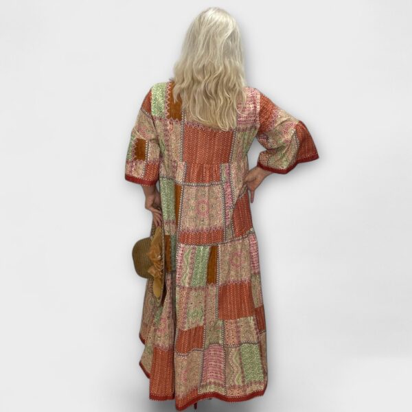 KL.876 - Satsiline boho stiilis pilkupüüdev suvekleit  "Iris" - Image 5