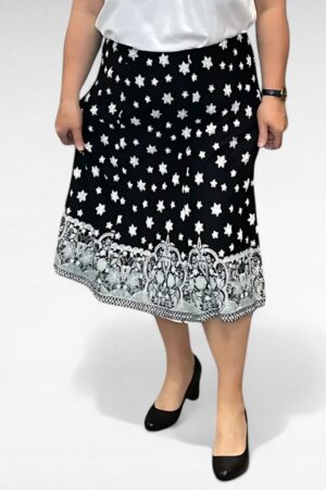 SE.053 - Must heleda lillemustriga suvine seelik "Wardrobe"