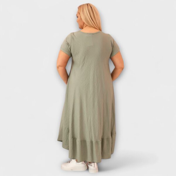 KL.738 - Ühevärviline pluss-suuruses pikk satsiline suvekleit Itaaliast - Image 9