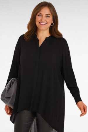 PL.582 - Must kortsuriidest pikem pluus "Capsule"