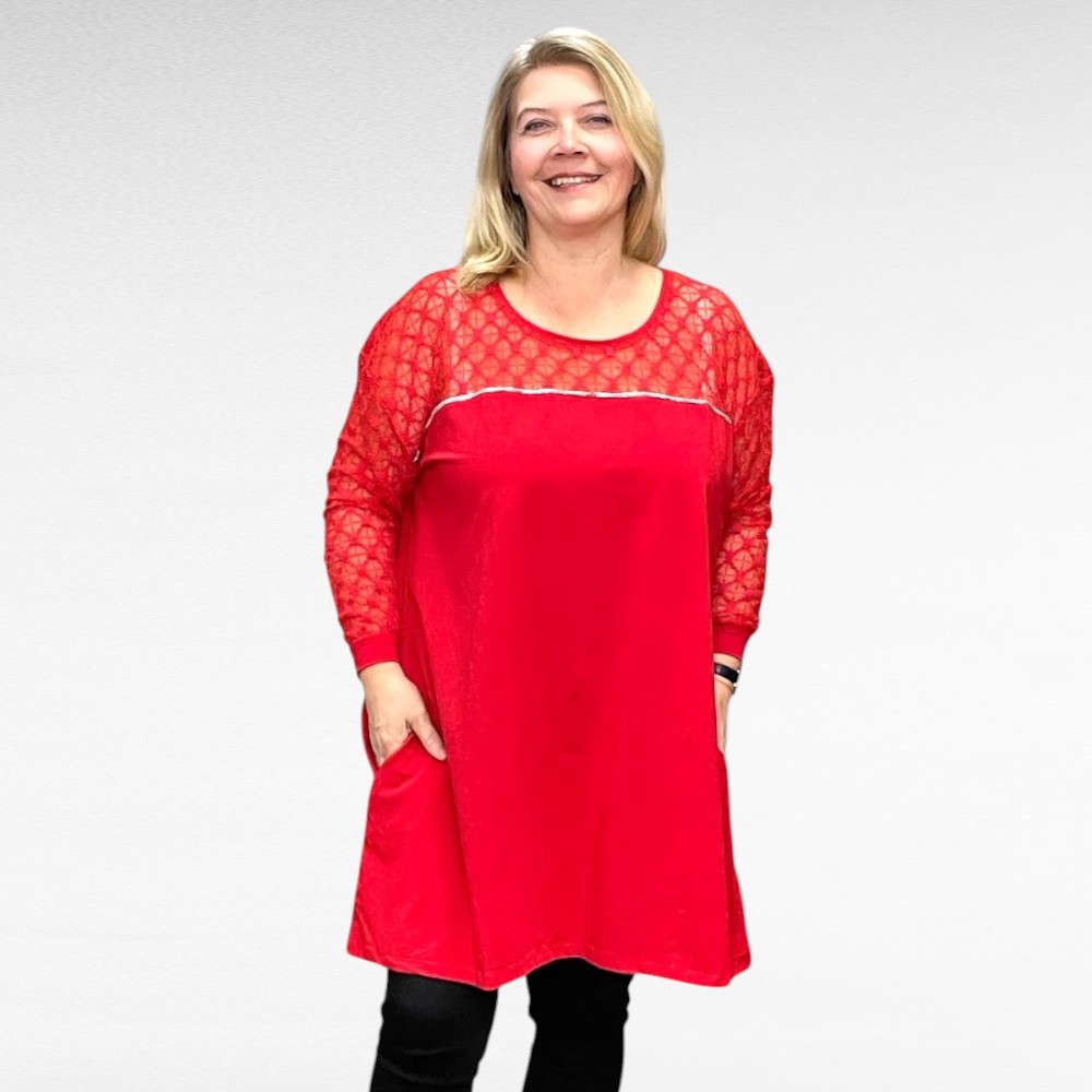 TU.238 - Pidulik punane pitsiline taskutega puuvillane tuunika "Velli" - Image 2