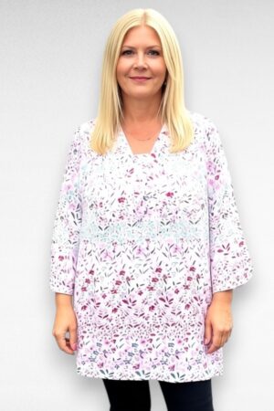 Valge kirju lillemustriga tuunika "Woman Within" (TU.015)