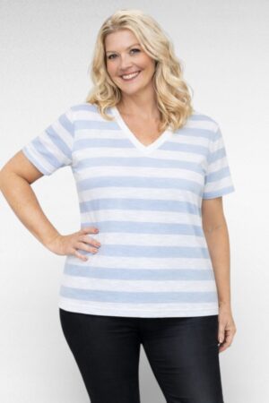 PL.283 - Valge triibulise mustriga pluus "Marks and Spencer"