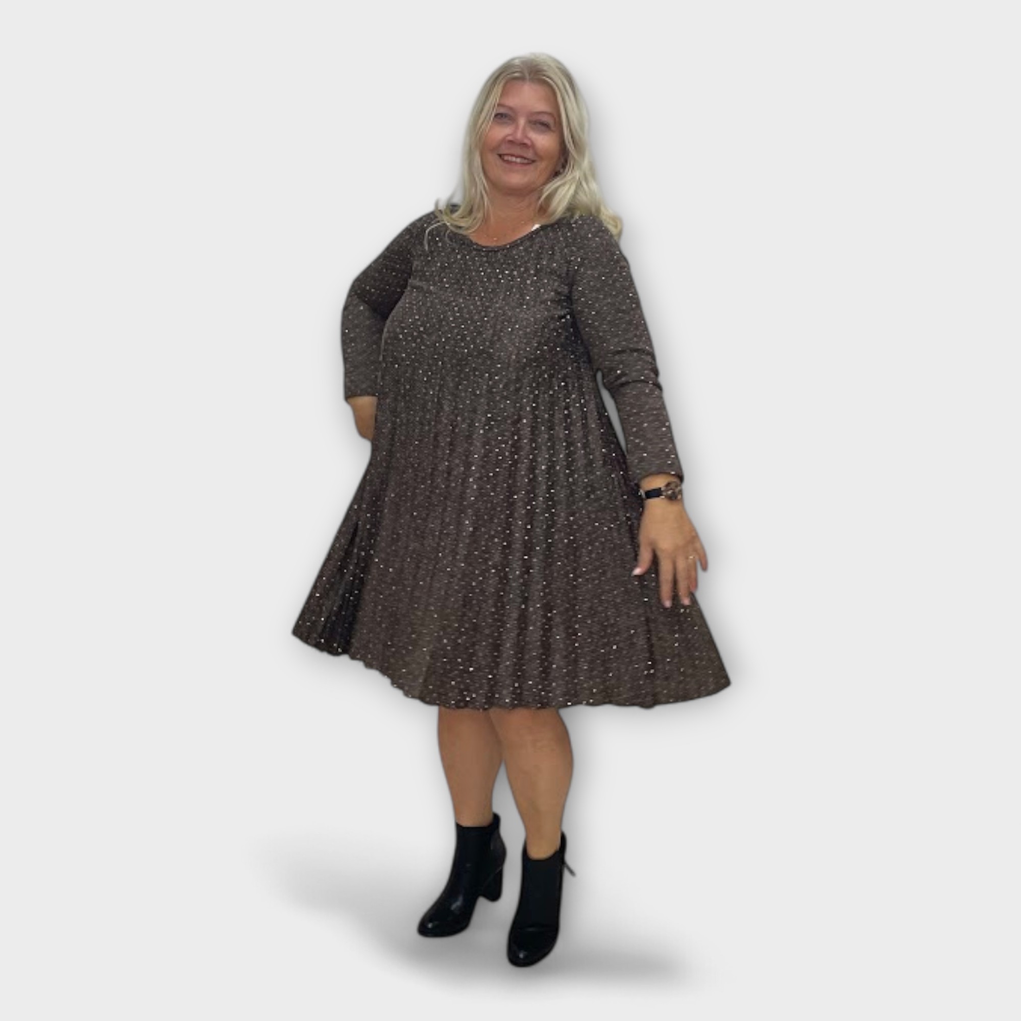 TU.318 - Pidulik sätendav alt laienev plisseerkleit/tuunika "Italy Moda" - Image 5