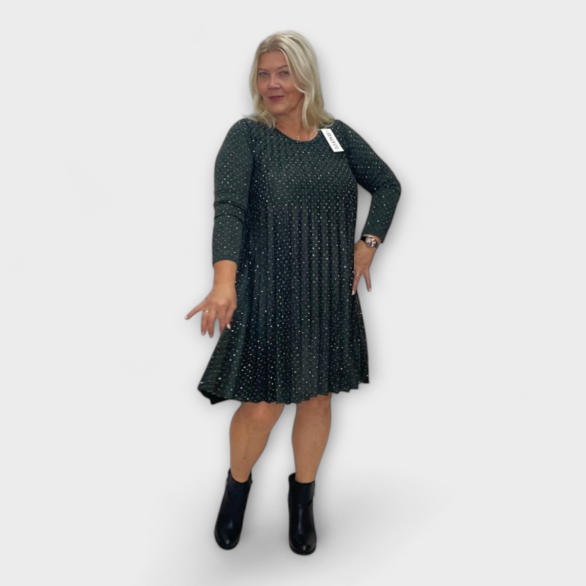 TU.318 - Pidulik sätendav alt laienev plisseerkleit/tuunika "Italy Moda"