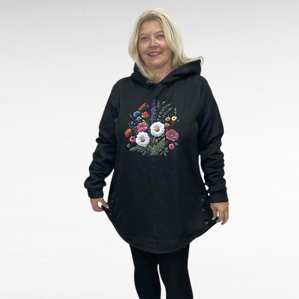 SP.010 - Must karikakramustriga sooja voodriga kapuutsiga pusa