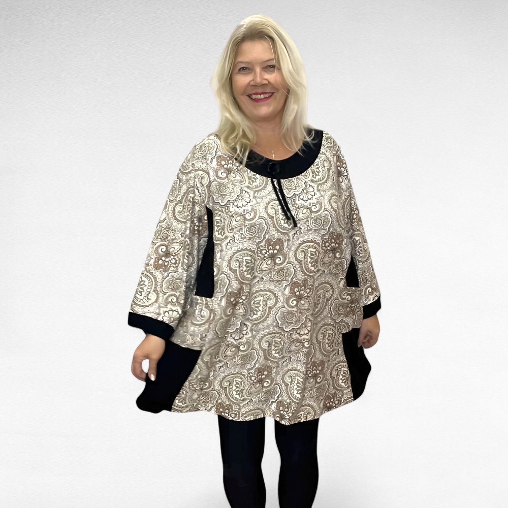 TU.517 - Mugav taskutega salendava lõikega lillemustriga tuunika