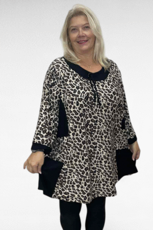 TU.519 - Mugav taskutega salendava lõikega leopardimustriga tuunika