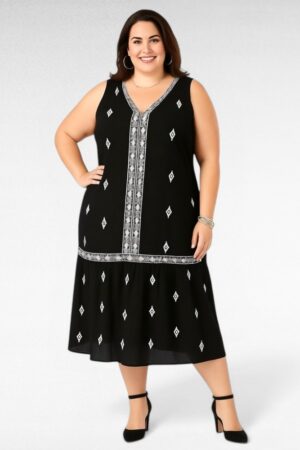 Must etnilise mustriga pidulik pluss suurus naiste kleit "Roamans" (KL.080)