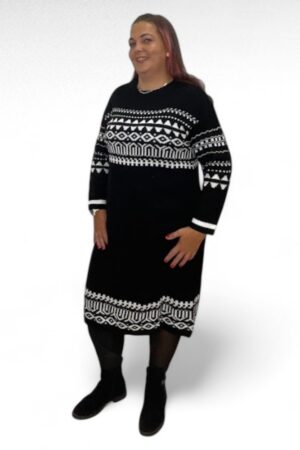 KL.700 - Must valgekirju entonomustriga pikem kootud kleit/kampsunkleit "Annika"