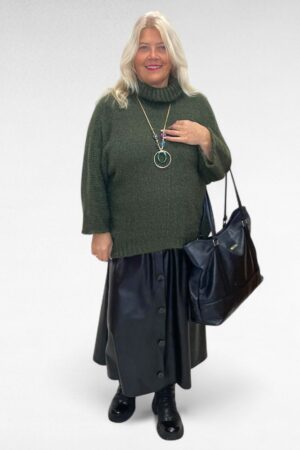 KU.054 - Soe karvane poolpikkade varrukatega sviiter "Belly"