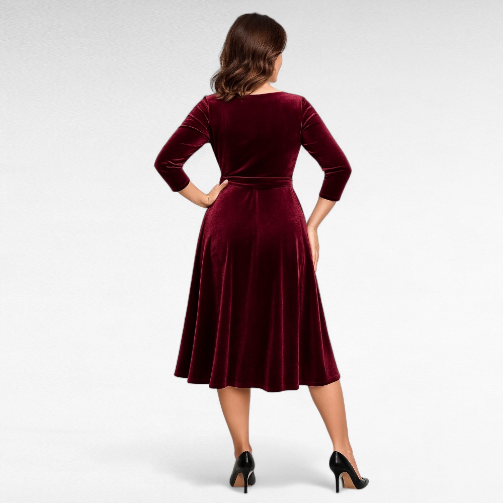 KL.799 - Punane hõlmiklõikega naiselik sametkleit "Sosandar" - Image 3