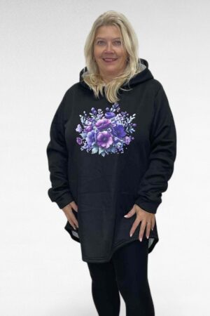 SP.009 - Must lilla lillemustriga sooja voodriga kapuutsiga pusa