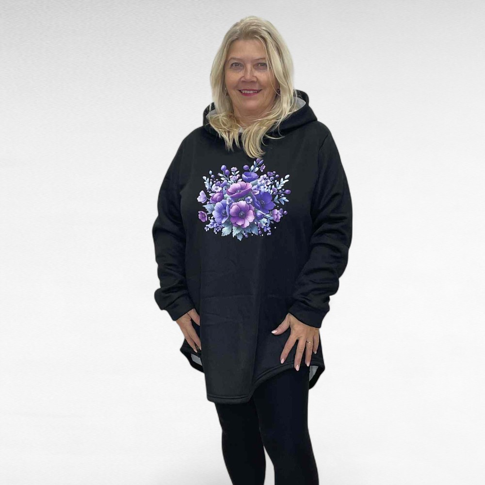 SP.009 - Must lilla lillemustriga sooja voodriga kapuutsiga pusa