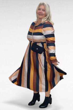 KL.272 - Triibuline sügistoonides naiselik kleit "Marisol"