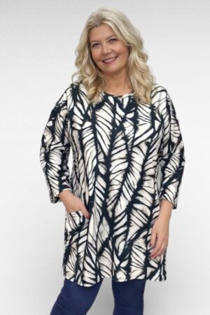 TU.512 - Abstraktse beežikirju mustriga taskutega tuunika