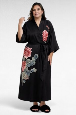 OR.099 - Luksus, mis paitab nahka - must punase lillemustriga hommikumantel “Lisandra”