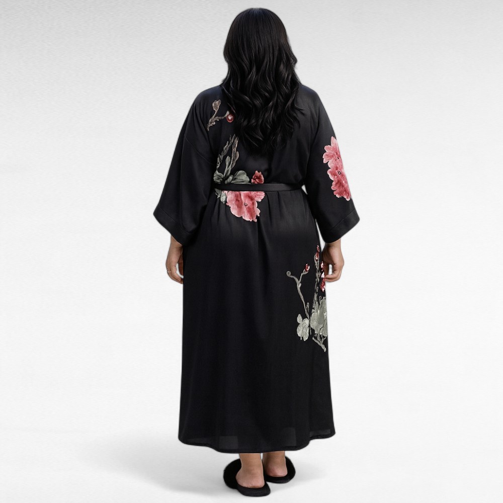 OR.099 - Luksus, mis paitab nahka - must punase lillemustriga hommikumantel “Lisandra” - Image 2