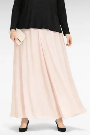 SE.024 - Pidulik alt voodriga kreemikasroosa sifoonkangast alt laienev maksiseelik "Capsule"