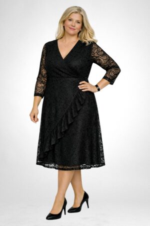 KL.472 - Must pidulik hõlmiklõikega naiste pitskleit "Gloria"