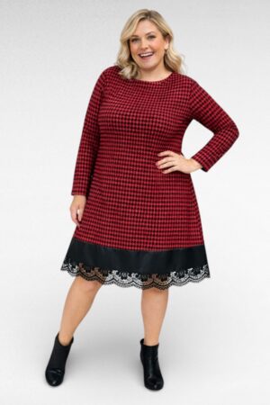 KL.132 - Punase-ja mustaruuduline alt pitsiga kleit Itaaliast "New Style"