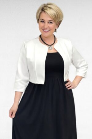 KA.111 - Lühike ivoryvalge jakk/boolero