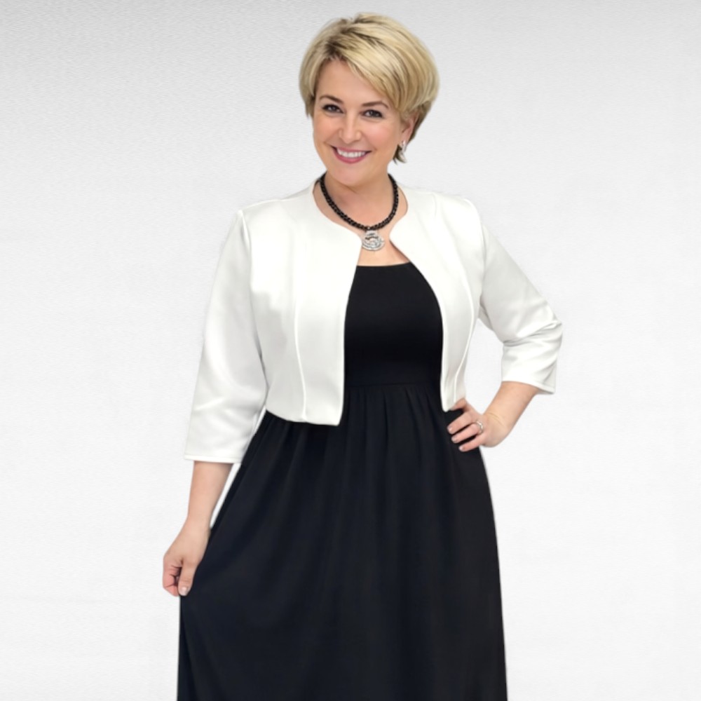 KA.111 - Lühike ivoryvalge jakk/boolero