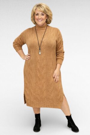 KL.792 - Palmikkoes kõrge kaelusega kampsunkleit "New Collection"