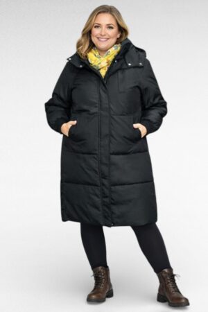 JO.020 - Must tuule- ja niiskusekindel talvine kapuutsiga poolmantel "Berta"