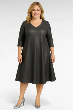 KL.360 - Pidulik V-kaelusega läikivast sametisest materjalist kleit