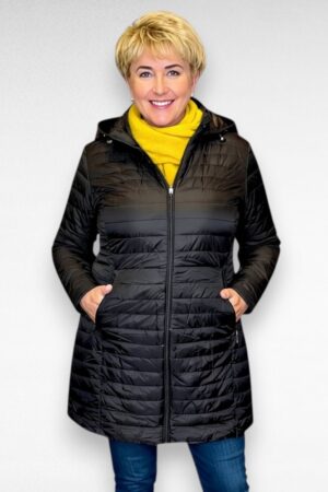 Tepitud pikem kapuutsi ja taskutega must k/s jope (JO.057)