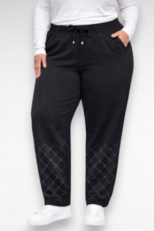 PY.020 - Mustad rombimustriga mugavad taskutega vabaajapüksid "Sirle"