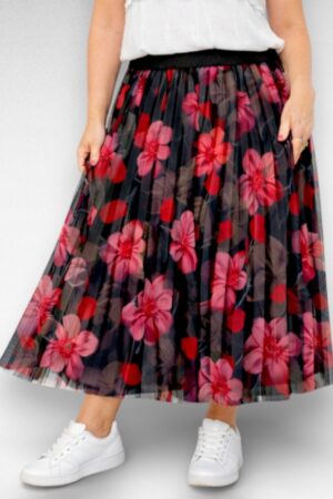 SE.030 - Punase lillemustriga pikk šifoonkangast plisseerseelik "Jaana"