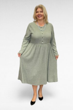 KL.523 - Pikkade varrukatega igapäevane khakiroheline naiste kleit "Karine"