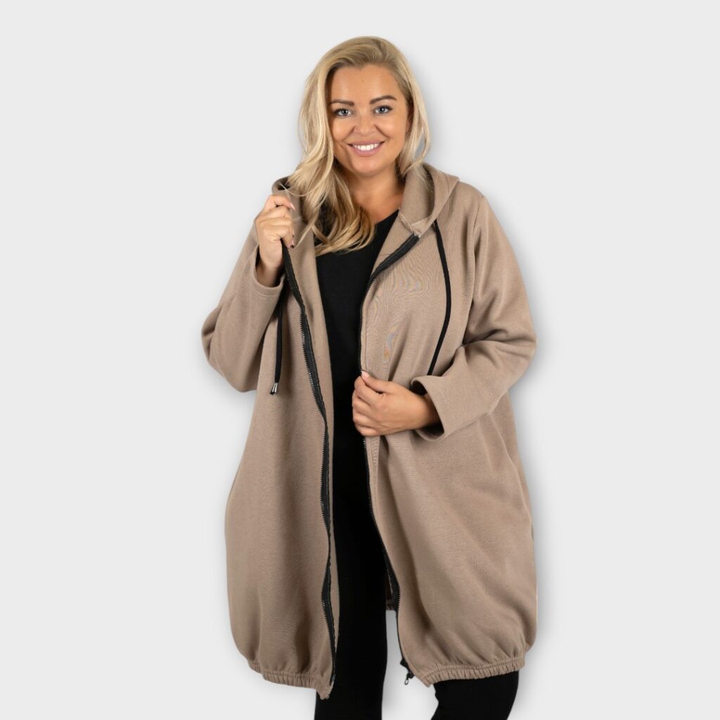 Seest sooja fliisvoodriga pikem naiste dressipluus/jakk (SP.037)