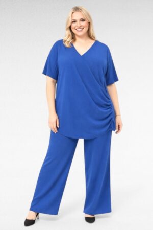 Soliidne kostüüm tuunika ja avarate pükstega (KO.103)